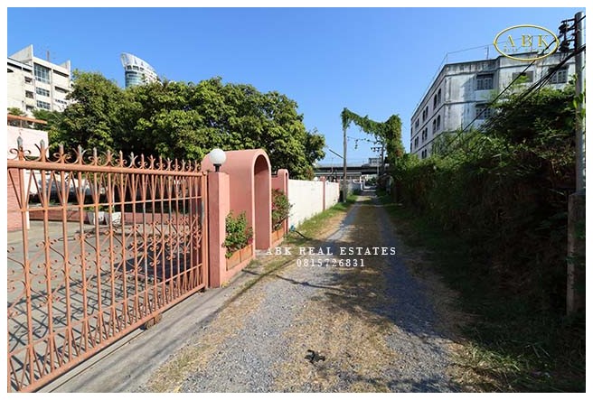 ขาย ที่ดิน+บ้านเดี่ยว ซอยรามคำแหง95 กรุงเทพมหานคร ขนาด 660 ตร.ว. 125 ล้านบาท ขาย ที่ดิน+บ้านเดี่ยว ซอยรามคำแหง95 กรุงเทพมหานคร ขนาด 660 ตร.ว. 125 ล้านบาท