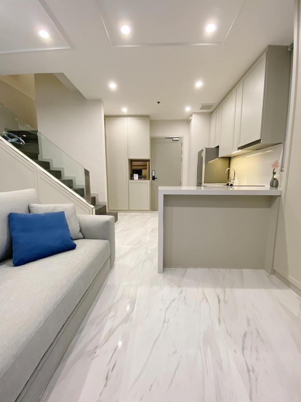 📢👇Duplex 1 bed at Ideo Q Phayathai, corner unit, nice and fully furnished, only 100 meters to BTS Phayathai 📢👇Duplex 1 bed at Ideo Q Phayathai, corner unit, nice and fully furnished, only 100 meters to BTS Phayathai