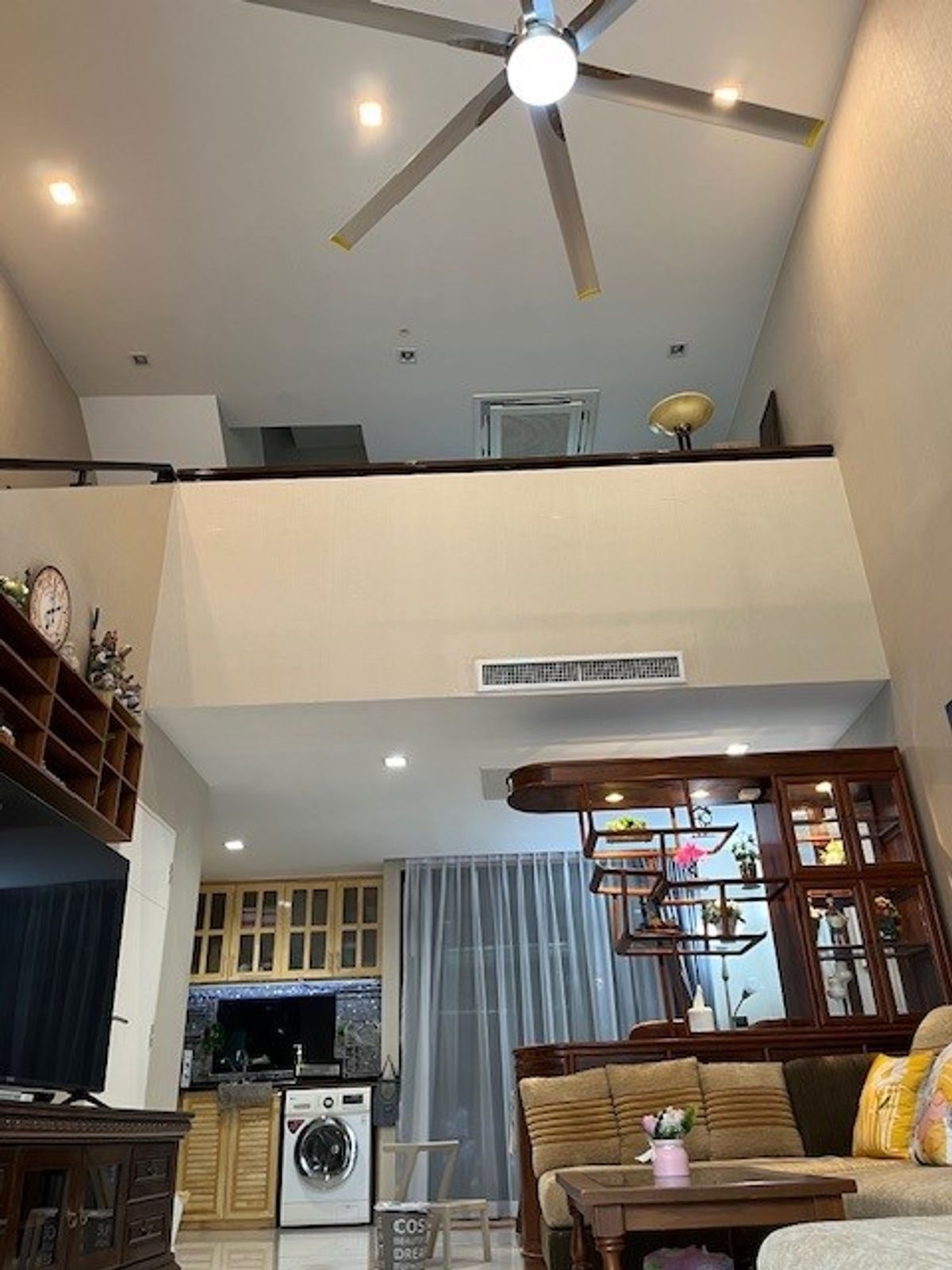 Fully-furnished Townhome 3.5 Fl. for rent 33,000 Baht/month – Baan Klang Muang Vibhavadi Fully-furnished Townhome 3.5 Fl. for rent 33,000 Baht/month – Baan Klang Muang Vibhavadi