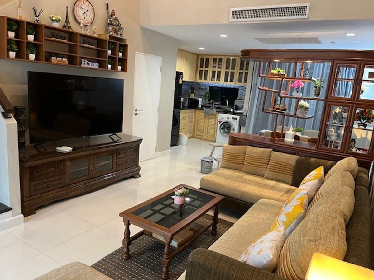 ทาวน์โฮมให้เช่า 3.5 ชั้น 193 ตรม. ตกแต่งพร้อมอยู่ 33,000 บาท/เดือน บ้านกลางเมืองวิภาวดี – รูปที่ 4