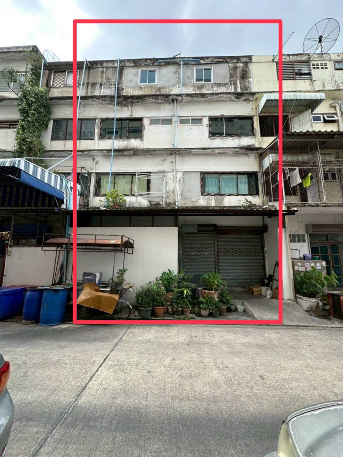 Vายตึกแถว - อาคารพาณิชย์ 3.5 ชั้น 2คูหาติดกัน ทำเล ติดถนนพัฒนาการ - ศรีนครินทร์ , 200 ม. รถไฟฟ้า MRT แอร์พอร์ตลิงค์ สถานีหัวหมาก , พัฒนาการ  – รูปที่ 4