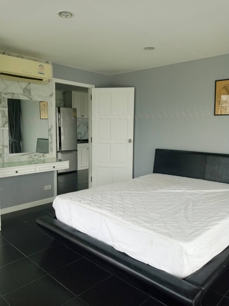 For rent Sukhumvit Suite high floor 56sqm For rent Sukhumvit Suite high floor 56sqm