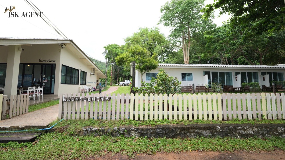 ขาย!!! รีสอร์ท 4-1-87 ไร่ ติดชายทะเล หาดอ่าวยาง  ห้องพัก 21 ห้อง ปรับปรุงใหม่ – รูปที่ 2