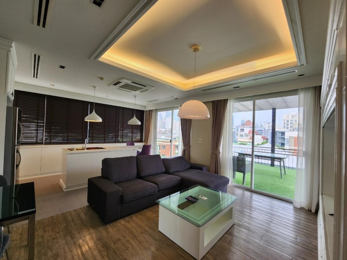 📢👇Huge size for 1 bed big living room, big balcony, Convenient place located just about 6 minutes walk to Lumpini Park and a 10 minutes walk to BTS Ploenchit, All Seasons Place. 📢👇Huge size for 1 bed big living room, big balcony, Convenient place located just about 6 minutes walk to Lumpini Park and a 10 minutes walk to BTS Ploenchit, All Seasons Place.