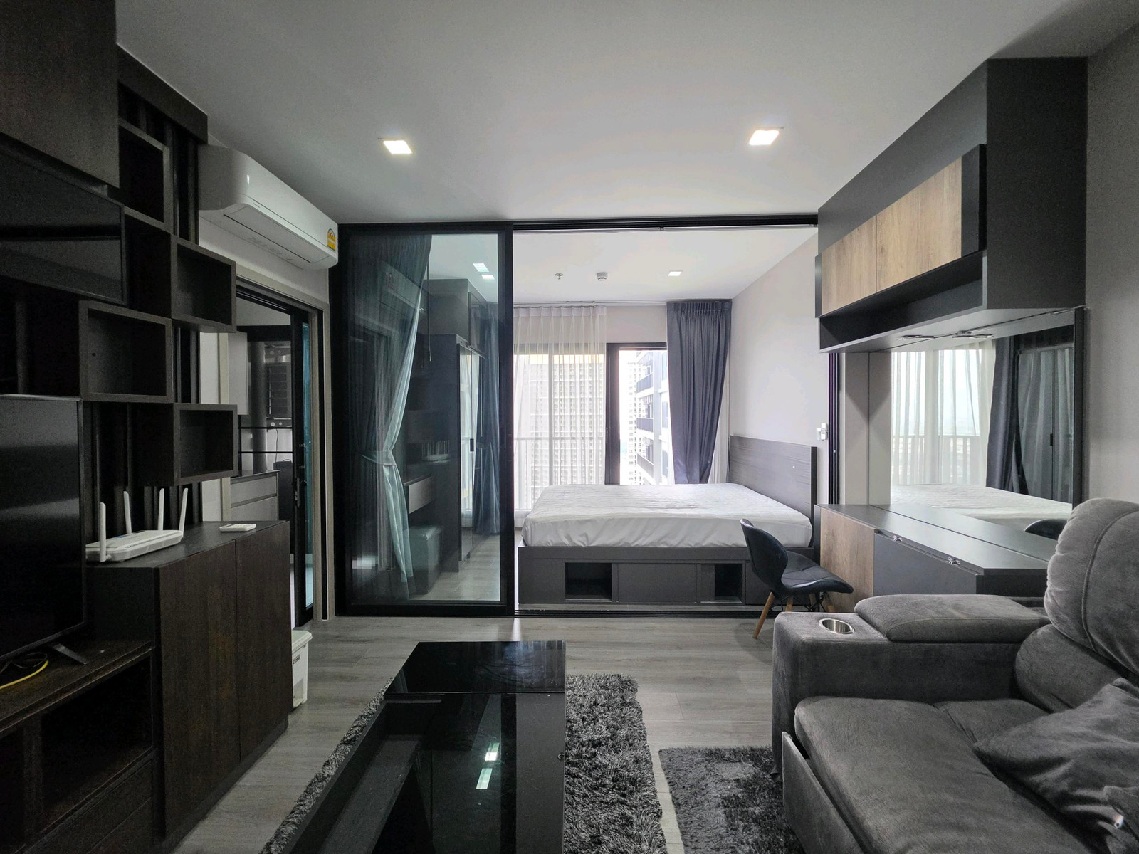 condo near mrt,river condo near mrt,river