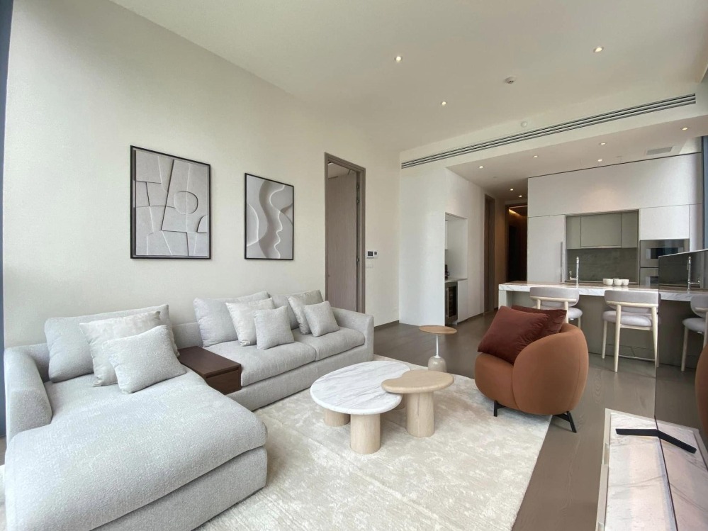 ♢ Ultra Luxury ♢ 10+ floor 85.00 sq.m. 1 beds | near Mercury Tower 110 m., Mater Dei School 110 m., Central chidlom 220 m., BTS chilom station 250 m. ♢ Ultra Luxury ♢ 10+ floor 85.00 sq.m. 1 beds | near Mercury Tower 110 m., Mater Dei School 110 m., Central chidlom 220 m., BTS chilom station 250 m.