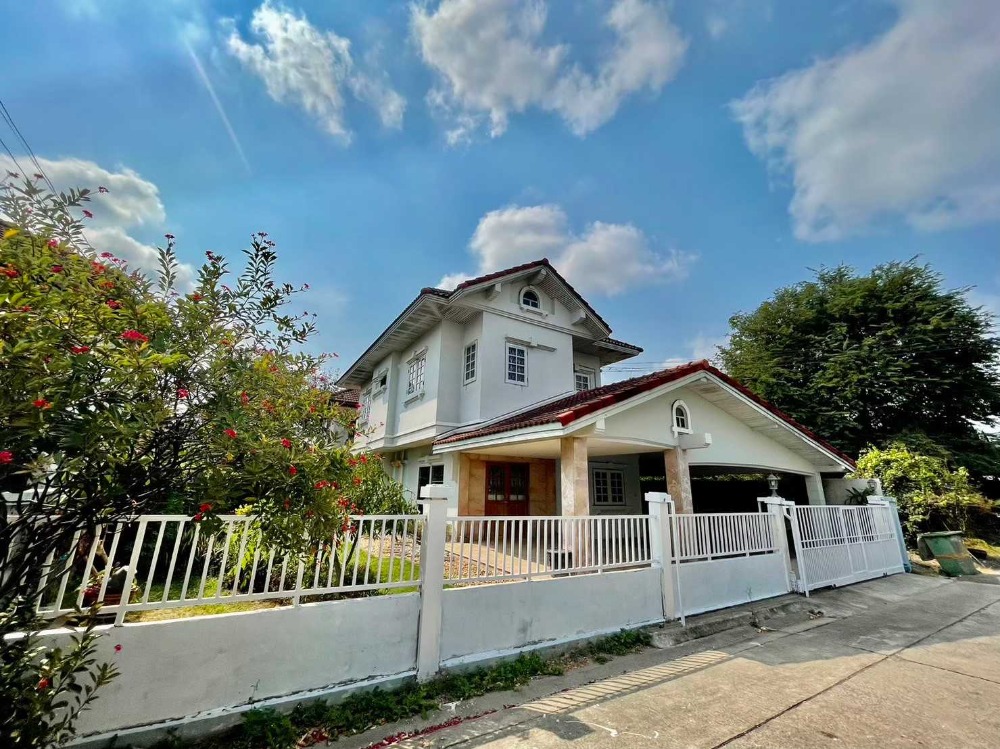 ขายบ้านเดี่ยว หมู่บ้านโกลเดนเพลส ซ.วัชรพล 1/4 – รูปที่ 2