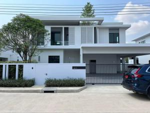 ● Good Deal ● บ้านเดี่ยว 2 ชั้น 4 ห้องนอน 4 ที่จอดรถ | 100.20 ตร.ว. 238.00 ตร.ม. | ใกล้ KMITL 2 นาที, โรงเรียนสาธิตนานาชาติ KMIDS 3 นาที, Airport Rail Link สถานีลาดกระบัง 7 นาที