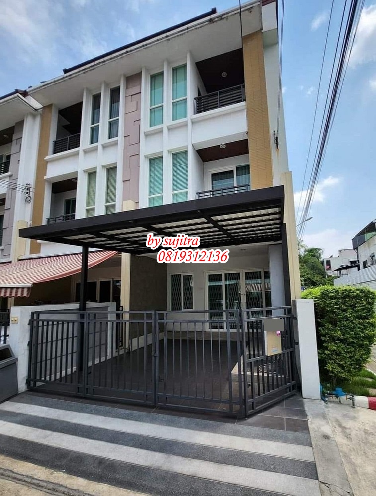Townhome for rent, 3 floors, 20 sq m, corner room, along the expressway.