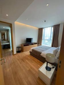 ● Prime Location ● ชั้น 05++ 95.99 ตร.ม. | 2 ห้องนอน 2 ห้องน้ำ | ใกล้ Rain Hill 2 นาที, Market Place ทองหล่อ 4 นาที, ท้องฟ้าจำลอง 4 นาที