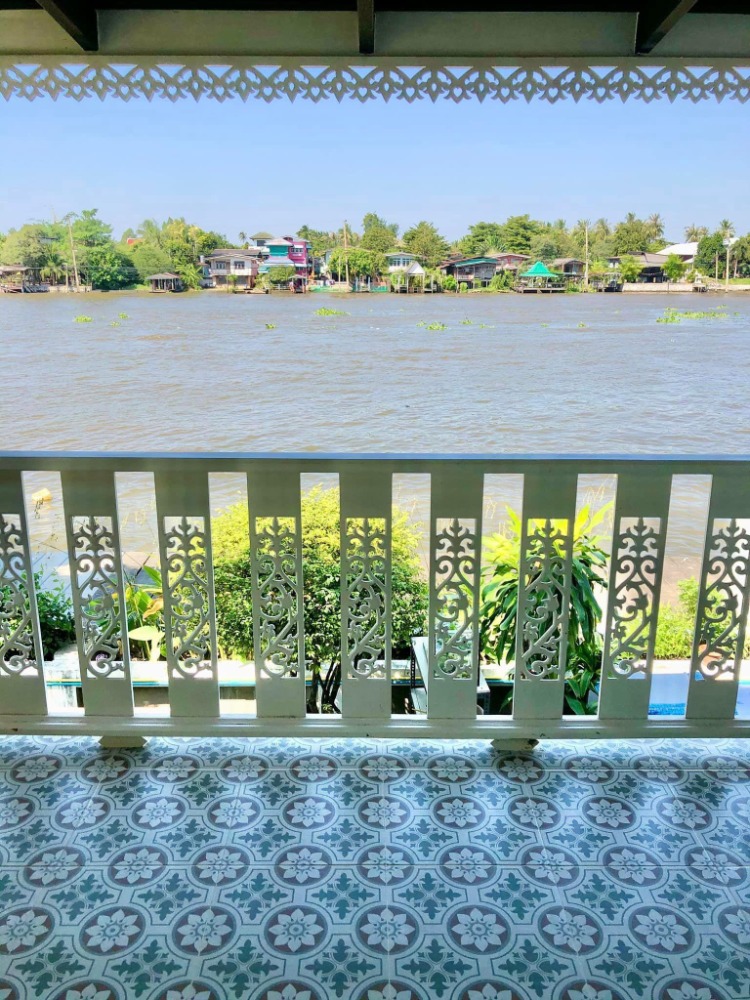 ● บ้านริมแม่น้ำเจ้าพระยา ● ตรงข้ามเกาะเกร็ด บ้านอยู่ฝั่งกรุงเทพฯ ห้าแยกปากเกร็ด-ถนนแจ้งวัฒนะ | 407.50 ตร.ว. 4 ห้องนอน | ด้านหน้าติดแม่น้ำเจ้าพระยายาว31 เมตร ● บ้านริมแม่น้ำเจ้าพระยา ● ตรงข้ามเกาะเกร็ด บ้านอยู่ฝั่งกรุงเทพฯ ห้าแยกปากเกร็ด-ถนนแจ้งวัฒนะ | 407.50 ตร.ว. 4 ห้องนอน | ด้านหน้าติดแม่น้ำเจ้าพระยายาว31 เมตร
