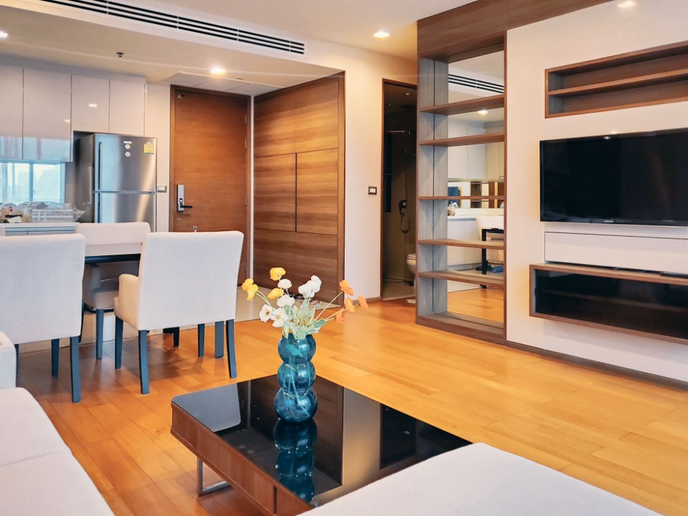 ● Prime Location ● 15++ floor | 2 bedrooms 75.00 sq.m. | Condo Near BTS Saint Louis 1 min., Bangkok Christian College 3 mins., King Power Mahanakhon 3 mins.