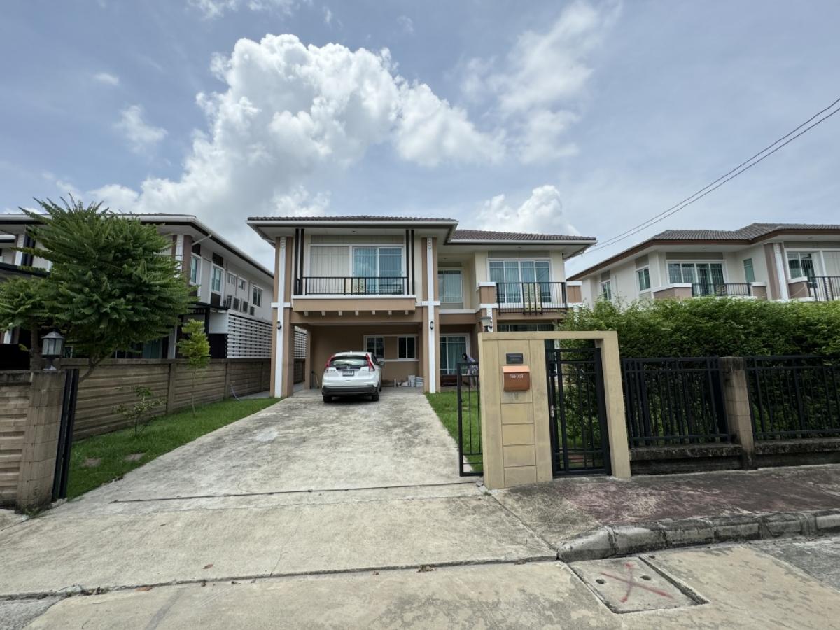 For rent, new house, never lived in, single house, large land around the house, near Thonglor, Phasorn Prestige, Phatthanakan 38