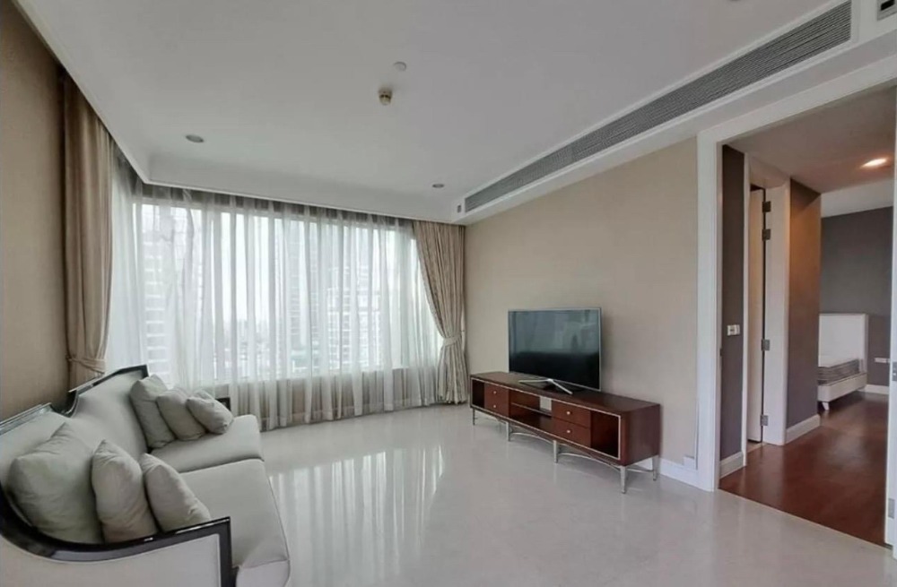 ❖ Rare Unit ❖ ชั้น 30+ ห้องมุม 160.00 ตร.ม. | 2 ห้องนอน ตกแต่งพร้อมเข้าอยู่ | คอนโดใกล้ BTS ราชดำริ 2 นาที, BTS ชิดลม 4 นาที – รูปที่ 3