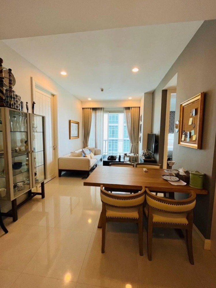 ● Prime location ● 20+ Floor 84.85 sq.m. corner room | 2 Bedrooms, Fully furnished | condominium near BTS Ratchadamri 2 mins, BTS Chit Lom 4 mins. ● Prime location ● 20+ Floor 84.85 sq.m. corner room | 2 Bedrooms, Fully furnished | condominium near BTS Ratchadamri 2 mins, BTS Chit Lom 4 mins.