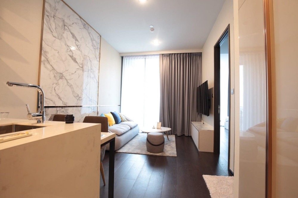 ♦ Best Price ♦ 15+ Floor 45.00 sq.m. | 1 Bedroom, Fully furnished | Near BTS Thonglor 1 min., Major Cineplex Sukhumvit 2 mins. ♦ Best Price ♦ 15+ Floor 45.00 sq.m. | 1 Bedroom, Fully furnished | Near BTS Thonglor 1 min., Major Cineplex Sukhumvit 2 mins.