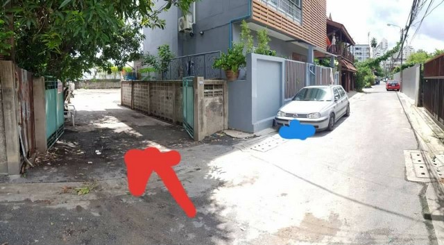 Selling very cheaply, land in a great location, 114 sq m, Inthamara 29, Intersection 1, suitable for building a house and apartment. Selling very cheaply, land in a great location, 114 sq m, Inthamara 29, Intersection 1, suitable for building a house and apartment.