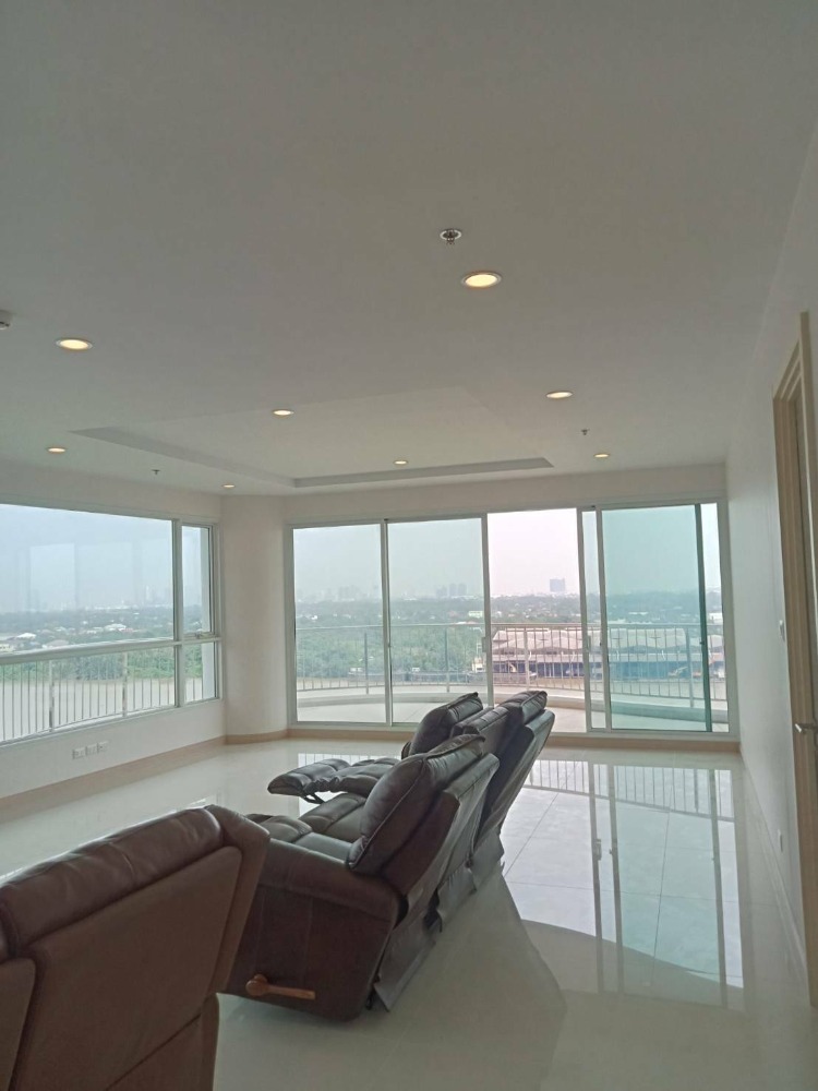 ♦ Spacious ♦ ตึก A ชั้น 10+ 293.70 ตร.ม. | 3 ห้องนอน วิวโค้งแม่น้ำเจ้าพระยา | ตกแต่งสวย | ใกล้ เทอร์มินอล21 พระราม 3 เพียง 7 นาที ♦ Spacious ♦ ตึก A ชั้น 10+ 293.70 ตร.ม. | 3 ห้องนอน วิวโค้งแม่น้ำเจ้าพระยา | ตกแต่งสวย | ใกล้ เทอร์มินอล21 พระราม 3 เพียง 7 นาที