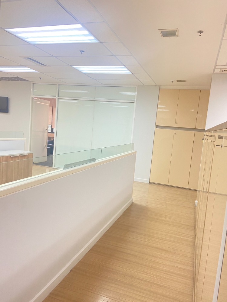 Office for rent at Sathornthani 2 - excellent location, convenient to work. – รูปที่ 4