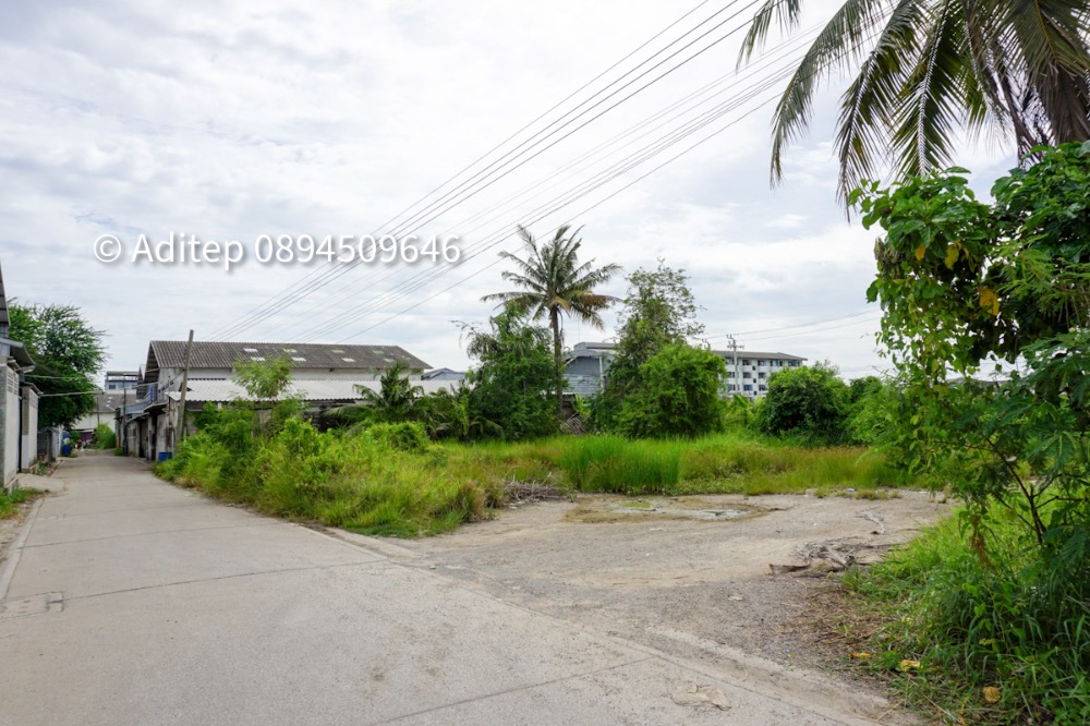 Land for sale, purple area, Samut Prakan, 200 sq m, Soi Suksawat 78, Intersection 18, already filled, suitable for building a factory, warehouse.