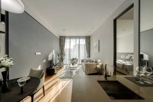 For rent 1 bedroom with balcany ready to move in