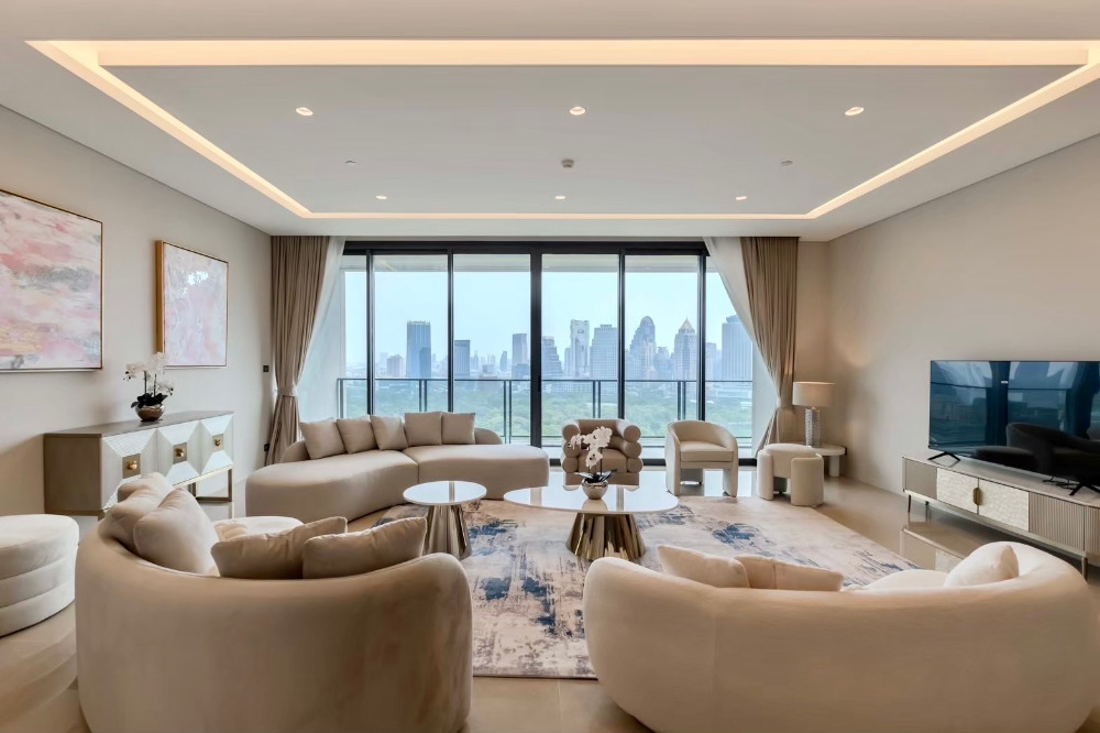 Sindhorn Kempinski 5bed: 359sqm. 5bed 6bath + maid 129,000,000 Am: 0656199198 Sindhorn Kempinski 5bed: 359sqm. 5bed 6bath + maid 129,000,000 Am: 0656199198