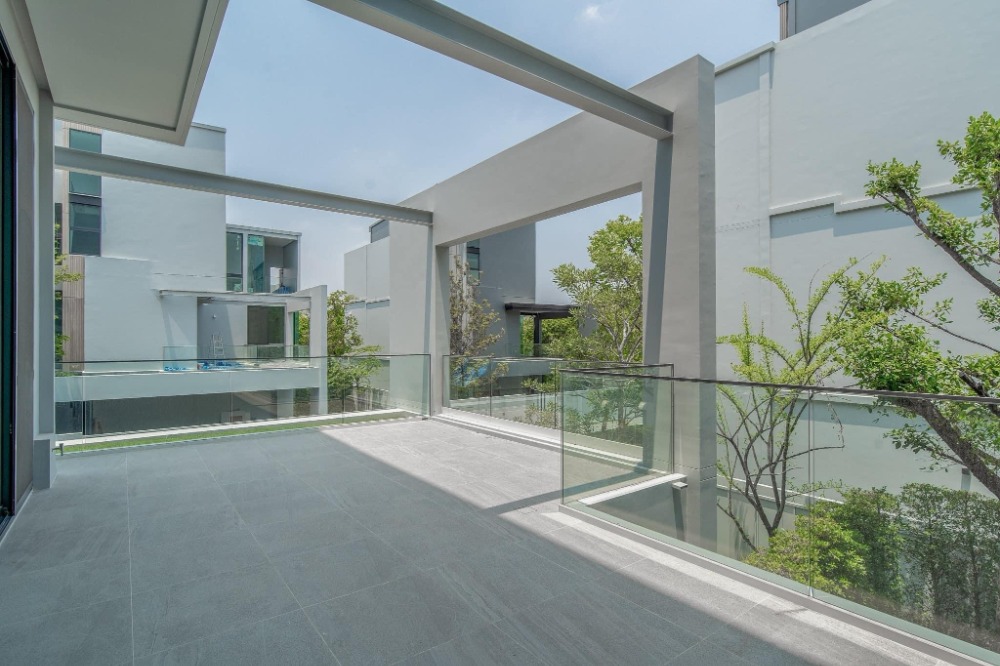 ♦ Luxury house ♦ บ้านเดี่ยว 3 ชั้น 86.00 ตร.ว. 421.00 ตร.ม. | 4 ห้องนอน 4 ที่จอดรถ​ | บ้านเดี่ยวกรุงเทพกรีฑา ใกล้ ร.ร.นานาชาติเวลลิงตัน 2 นาที, มาร์เก็ตเพลส 6 นาที, โรงพยาบาลศิริน 7 นาที, ARL หัวหมาก 9 นาที – รูปที่ 2