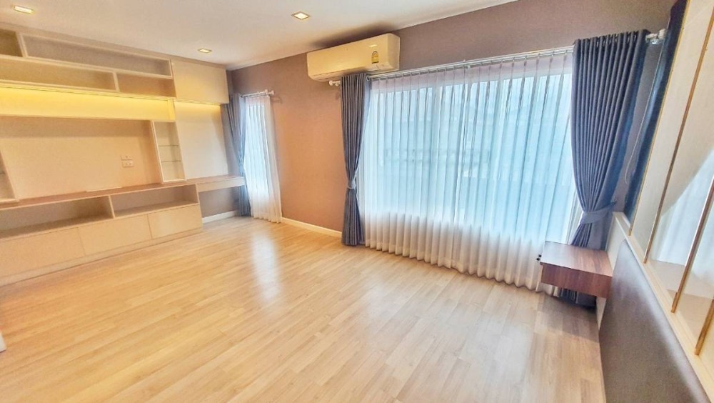 P-2566 ให้เช่าด่วน ! Perfect place กรุงเทพกรีฑา บ้านสวย พร้อมอยู่ ติดถนนใหญ่ เดินทางง่าย รายล้อมด้วยสิ่งอำนวยความสะดวก P-2566 ให้เช่าด่วน ! Perfect place กรุงเทพกรีฑา บ้านสวย พร้อมอยู่ ติดถนนใหญ่ เดินทางง่าย รายล้อมด้วยสิ่งอำนวยความสะดวก