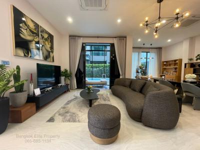 ให้เช่า Luxury Pool Villa The Honor โยธินพัฒนา มีลิฟท์ 5 นอน ใกล้ Clubhouse