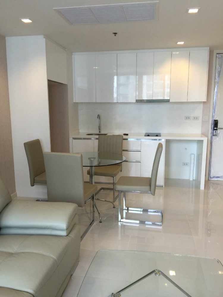 ● Prime Location ● ชั้น 15+ 65.84 ตร.ว. | 2 ห้องนอน 2 ห้องน้ำ | ใกล้ BRT อาคารสงเคราะห์ 1 นาที, BTS ช่องนนทรี 8 นาที ● Prime Location ● ชั้น 15+ 65.84 ตร.ว. | 2 ห้องนอน 2 ห้องน้ำ | ใกล้ BRT อาคารสงเคราะห์ 1 นาที, BTS ช่องนนทรี 8 นาที
