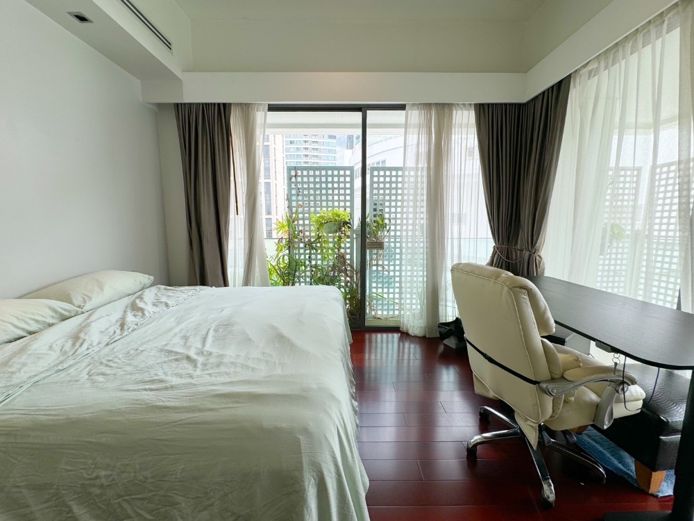 ❖ Prime Location ❖ ชั้น 5+ 237.00 ตร.ม. | 2 ห้องนอน 2 ห้องน้ำ | ใกล้ BTS พร้อมพงษ์ 1 นาที, เอ็มควอเทียร์ 2 นาที, เอ็มโพเรียม 2 นาที – รูปที่ 2