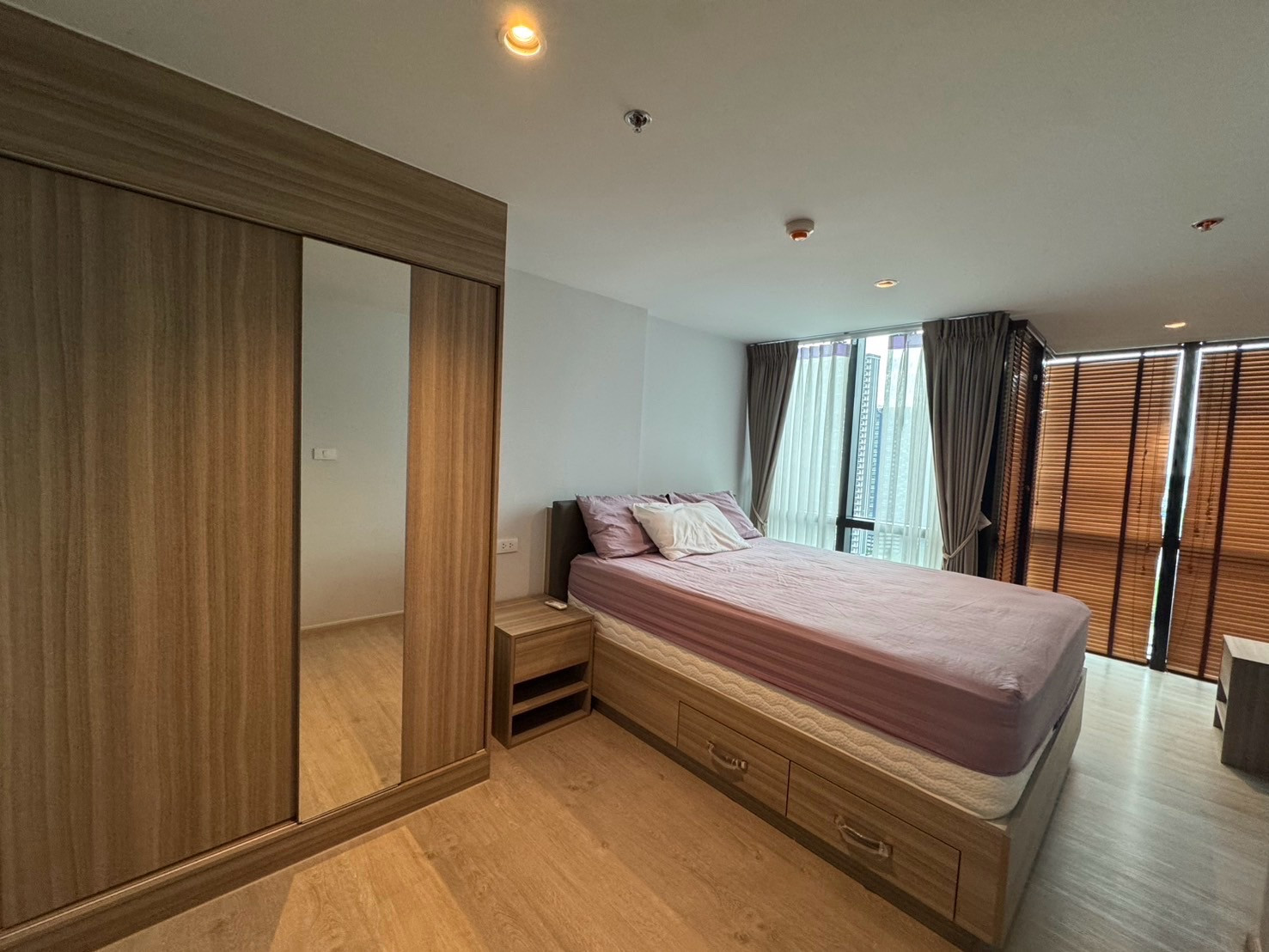 🩷ให้เช่า🩷 Altitude Unicorn Sathorn-Tha Phra  Duplex 2 ห้องนอน 1 ห้องน้ำ  ชั้นสูง – รูปที่ 2