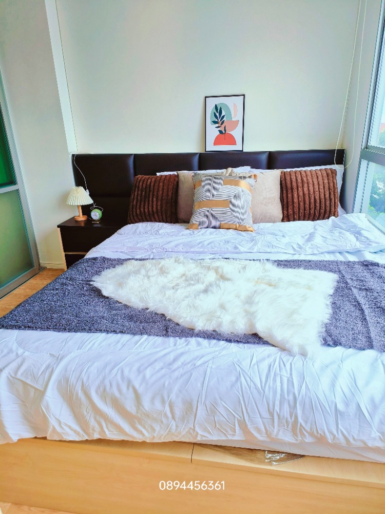 🔆 Beautiful room, like staying at a hotel, good price, Bangna area, 10 minutes to BTS and MRT!! 🖼️ Fully furnished, only one room, need to hurry. Book quickly, if youre late youll definitely miss your room. 🚌 Very convenient travel. Can go through many ro