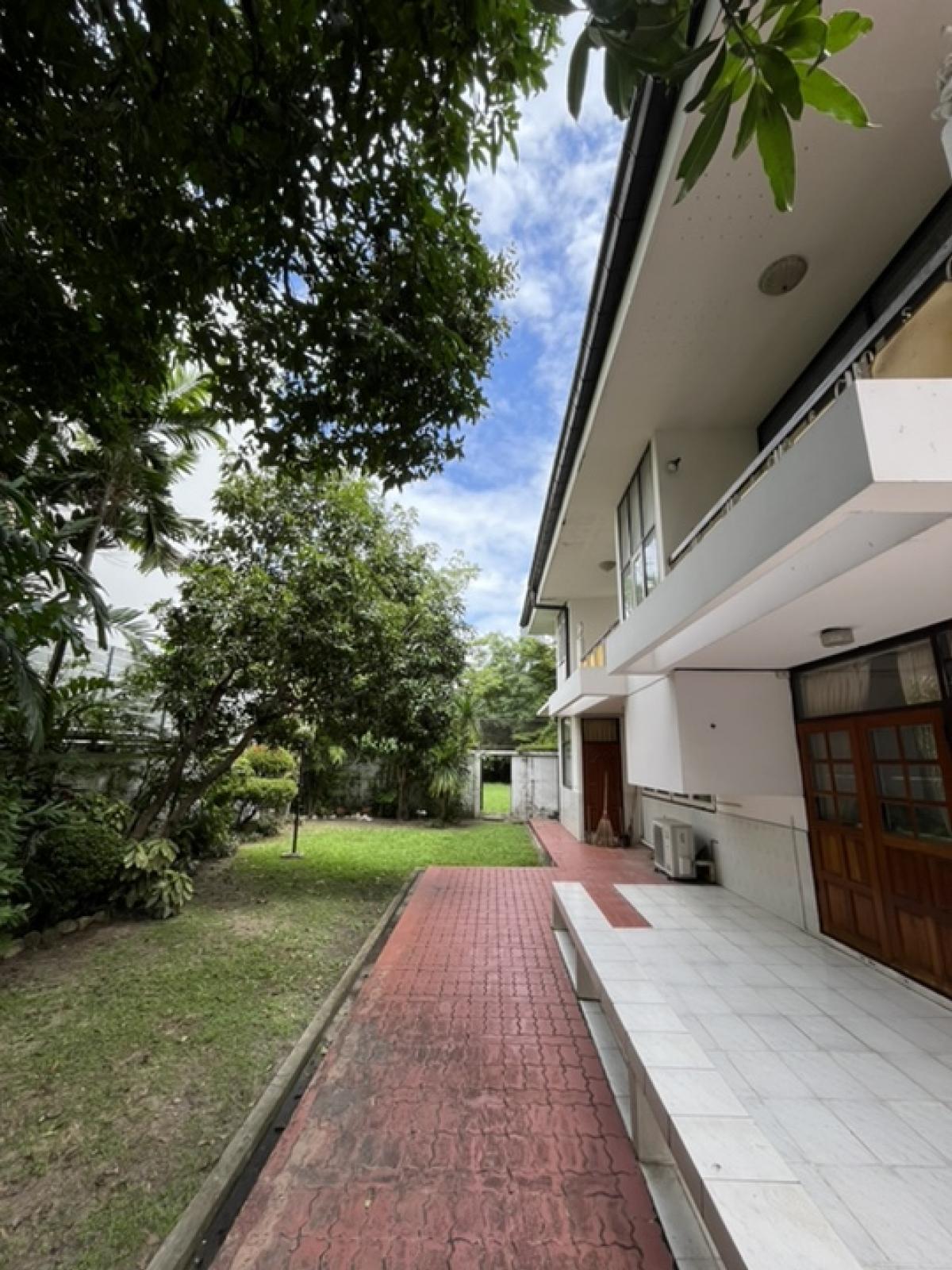 House for sale in Thonglor House for sale in Thonglor