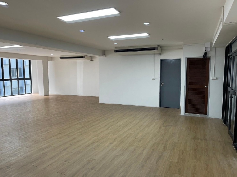ให้เช่า ออฟฟิต หรือ อาคารสำนักงาน 100 ตร.ม. ตึก H &amp; R Tower หัวหมาก ชั้น 3 รามคำแหง 81/1 – รูปที่ 2
