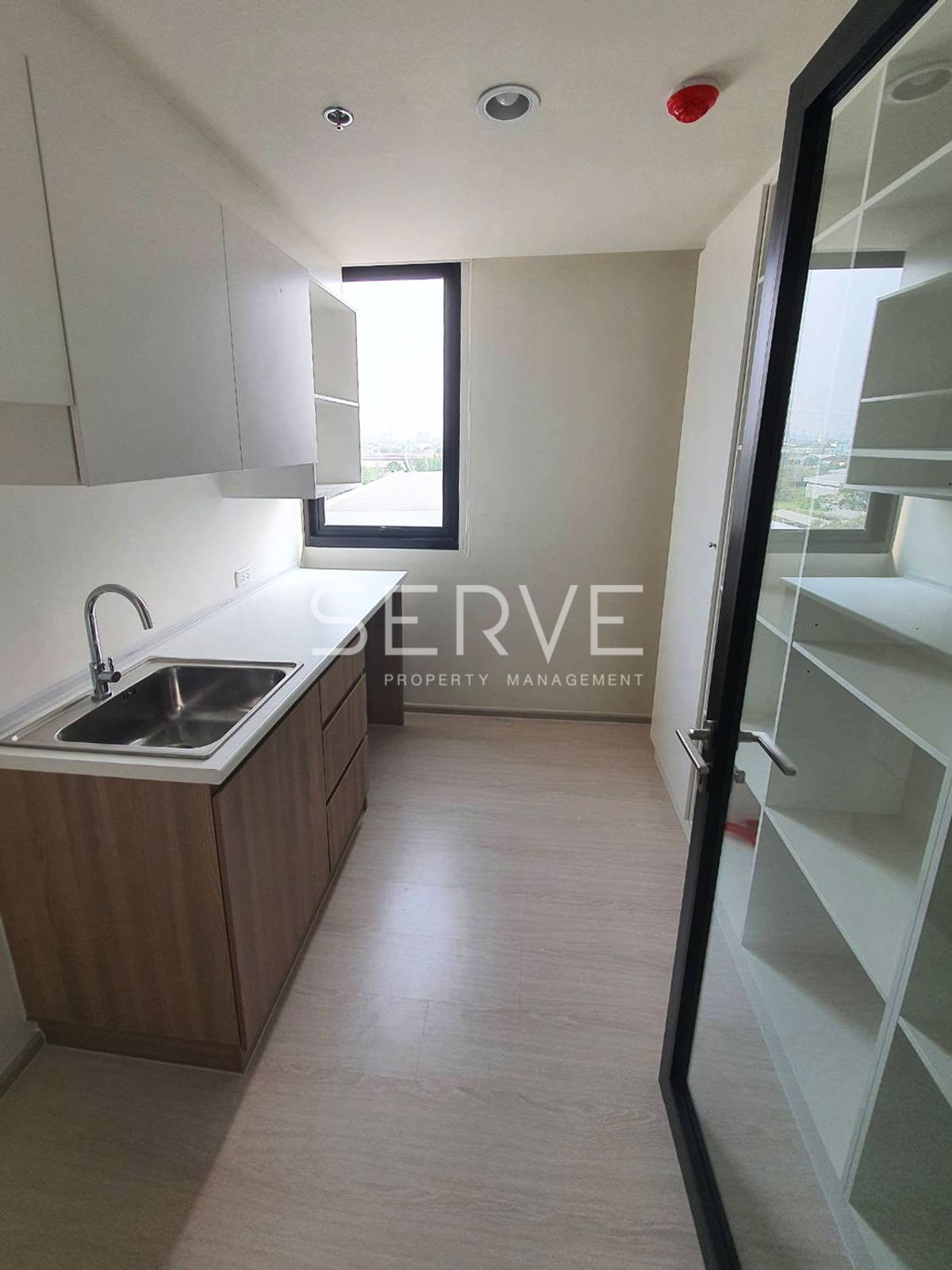 Nice & Cozy Style 2 Bed 1 Bath Closed Kitchen Close to Central Chaengwattana, Makro 20 Steps From MRT Sirat Station @   Nue Noble Chaengwattana  – รูปที่ 3