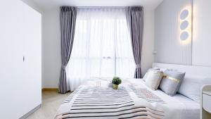 ✨️Luxury condo next to MRT Sutthisan, near Ratchada-Rama 9 🤩Full center, beautiful room, ready to move in 📌 Life @Ratchada-Sutthisan