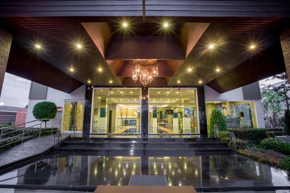 ให้เช่า โรงแรมติดถนนซุปเปอร์ไอเวย์ 77 ห้อง ใกล้โรงแรมนานาชาติหลายแห่ง เหมาะสำหรับนักลงทุน – รูปที่ 2