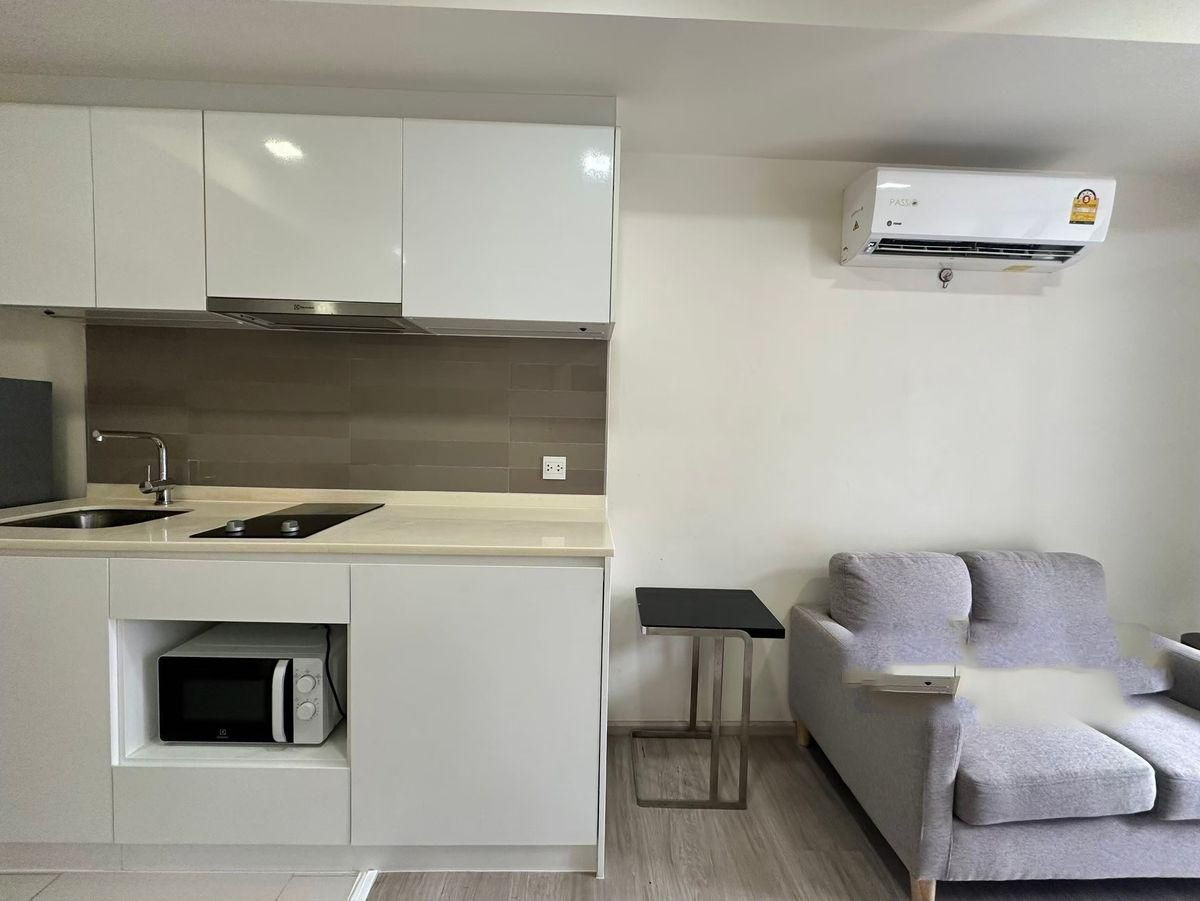 Pool view, complete furniture and appliances⭐Maestro 03 Ratchada-Rama 9 (Maestro 03 Ratchada-Rama 9) – รูปที่ 4