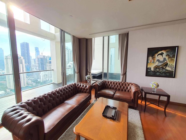 ✨ ให้เช่า/ขาย คอนโดหรูระดับ Ultra Luxury | The Sukhothai Residences | 3 ห้องนอน 266 ตร.ม. | 🌆 มี Jacuzzi ที่ระเบียง