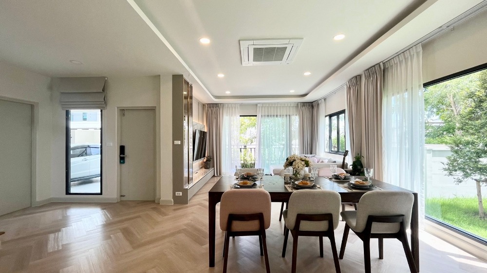 Detached house for rent in the Centro Bangna Project, near Mega Bangna — 170,000 THB per month. – รูปที่ 3