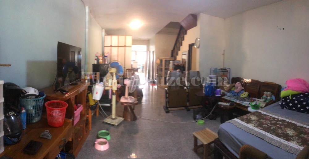 ขายทาวน์โฮม 3 ชั้น หมู่บ้านเพชรวัฒนะ ปากเกร็ด นนทบุรี – รูปที่ 2