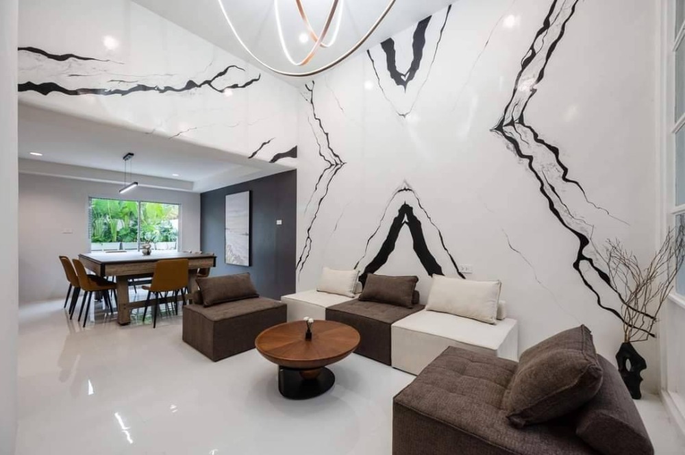 ❖ Ready to move​ in ❖ ทาวน์โฮม 4.5 ชั้น 25.50 ตร.ว. | 6 ห้องนอน 2 ที่จอดรถ | ใกล้ โรงเรียนบีคอนเฮาส์ 1 นาที, MRT สถานีลาดพร้าว 5 นาที, มหาวิทยาลัยเซ็นจอห์น 8 นาที – รูปที่ 3