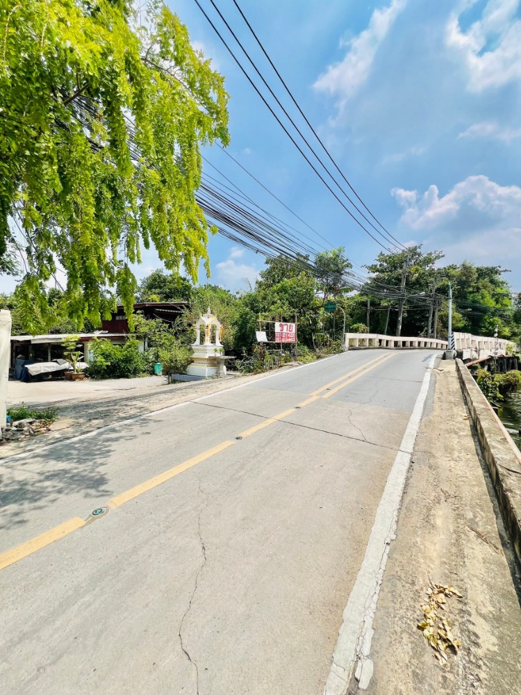 ที่ดินริมน้ำ บางแวก ใกล้ชิดธรรมชาติแม้อยู่ใกล้เมือง เดินทางสะดวก