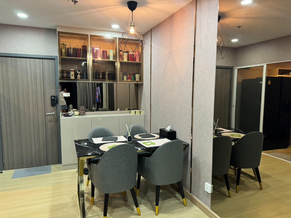 Condo for sale Supalai Veranda Ramkhamhaeng, 2 bedrooms, 2 bathrooms, size 59 sq m, Building C, 17th floor, with furniture and electrical appliances. Condo for sale Supalai Veranda Ramkhamhaeng, 2 bedrooms, 2 bathrooms, size 59 sq m, Building C, 17th floor, with furniture and electrical appliances.