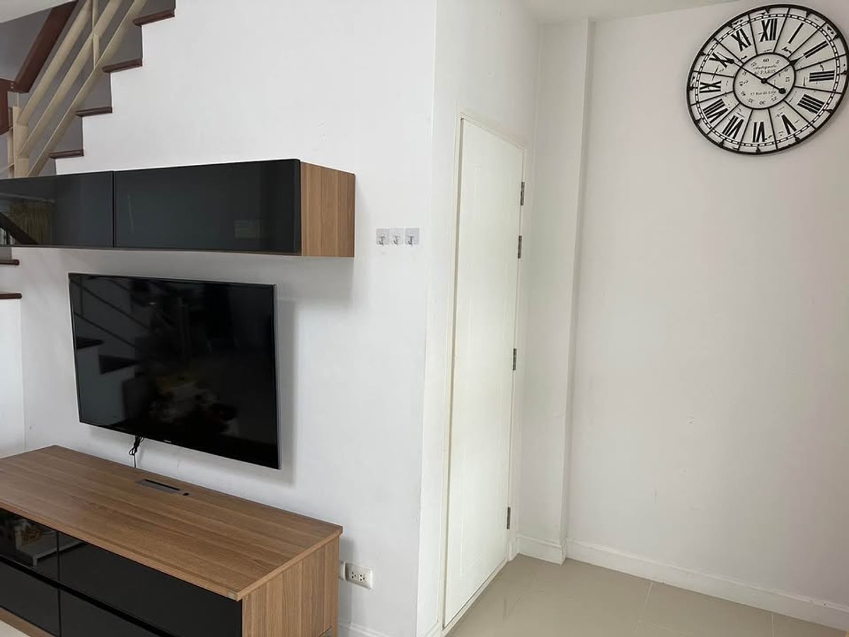 ให้เช่าทาวน์โฮม 3 ชั้น โครงการ Urban Sathorn ราชพฤกษ์ (Moderna Villa) – รูปที่ 2