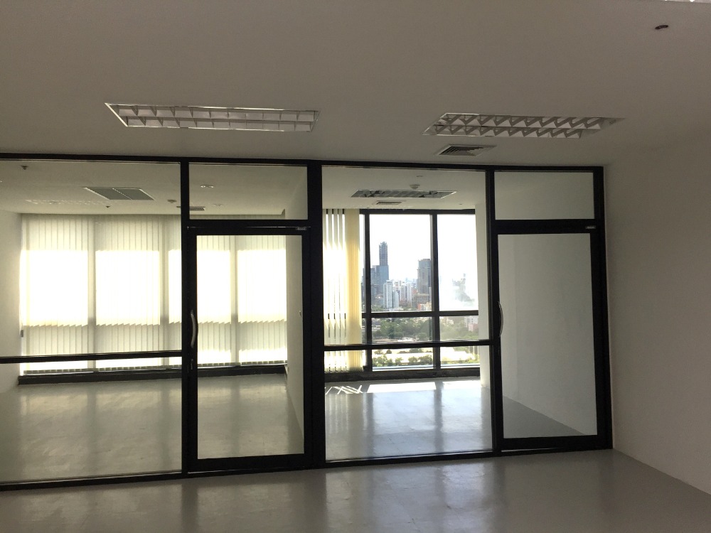 📌FOR RENT📌Lake Rajada Office Complex ตรงข้ามสวนเบญจกิติ(โรงงานยาสูบ) ใกล้ศูนย์ประชุมแห่งชาติสิริกิต – รูปที่ 2