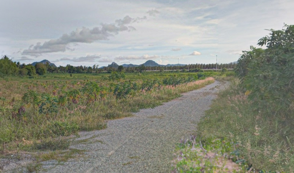 Land for sale, 84 rai, Bang Lamung, Chonburi. Land for sale, 84 rai, Bang Lamung, Chonburi.