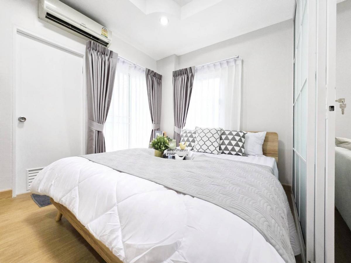 Pets allowed, not many 🐶🐱🐈🐕🐩Just a few million🌳🌳JW suite condo Chokchai 4🌳🌳