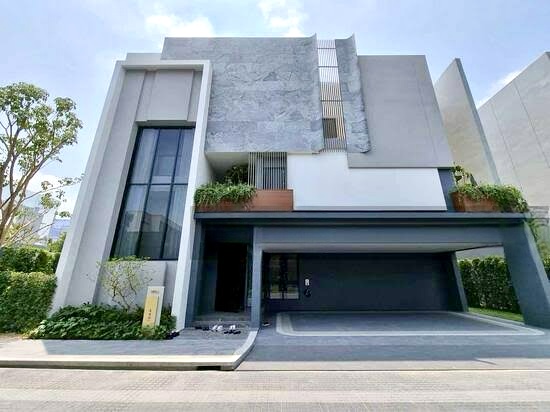 Bugaan Krungthep Kreetha: 85 sqwah 540sqm. 4bed 5bath 46,900,000 Am: 0656199198